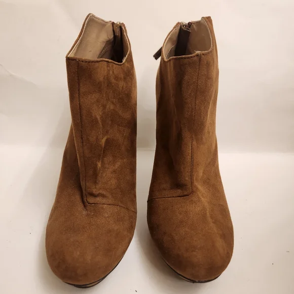 Trafaluc Suede Brown Ankle Boots - Picture 2 of 8